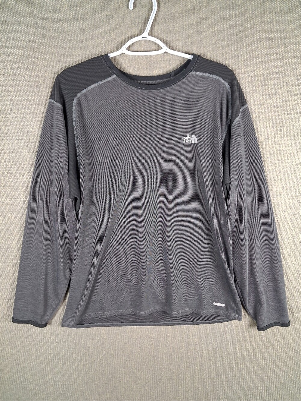 The North Face FlashDry Shirt Mens Large Heather Gray Performnace Long Sleeve